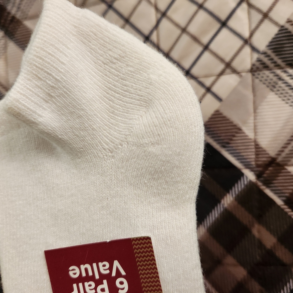 Gold Toe White and Yellow Crew Length Socks - Picture 4 of 4